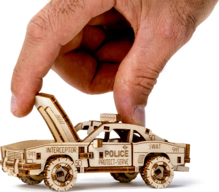 3d-puzzle-superfast-police-car-178335.jpg