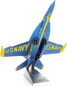 Obrázek k produktu 3D puzzle F/A-18 Super Hornet - Blue Angels (ICONX)