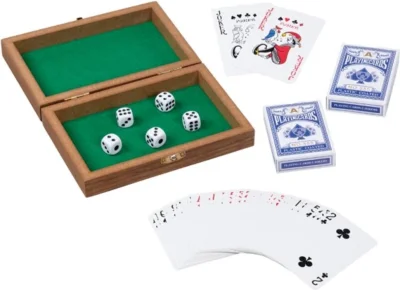 Obrázek k produktu Hrací karty a kostky v dřevěné krabičce